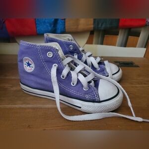 Converse All Star Toddler size 9